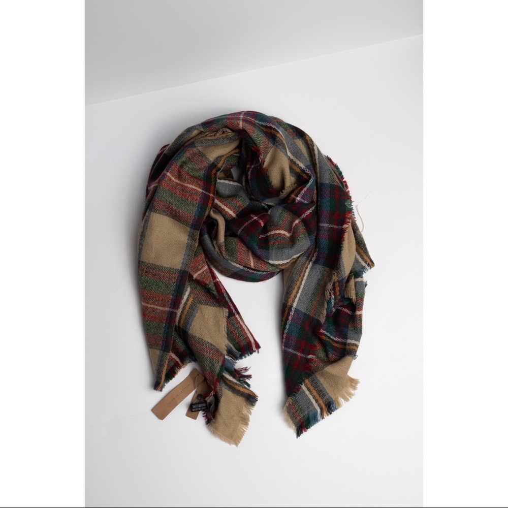 Lock and key plaid scarf